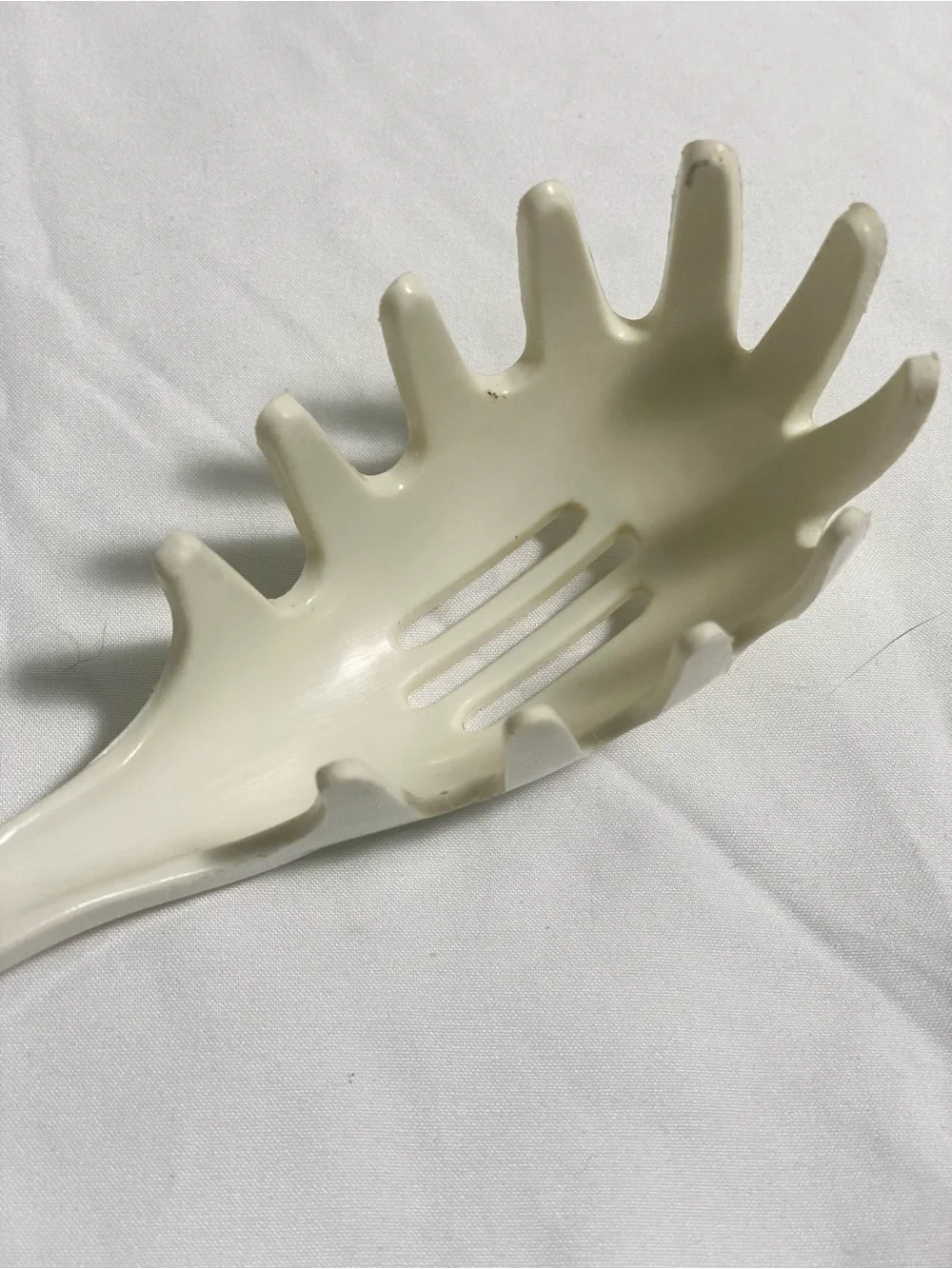 VTG EKCO White Plastic Pasta Spaghetti Server Spoon Solid Dishwasher Safe USA